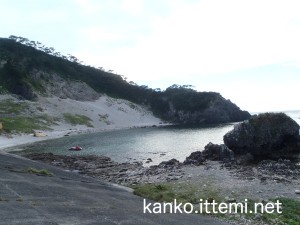 式根島　大浦海水浴場