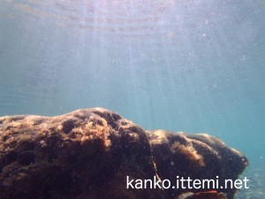 式根島　海中の太陽光