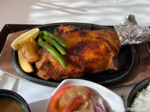 BIG骨付きもも焼き